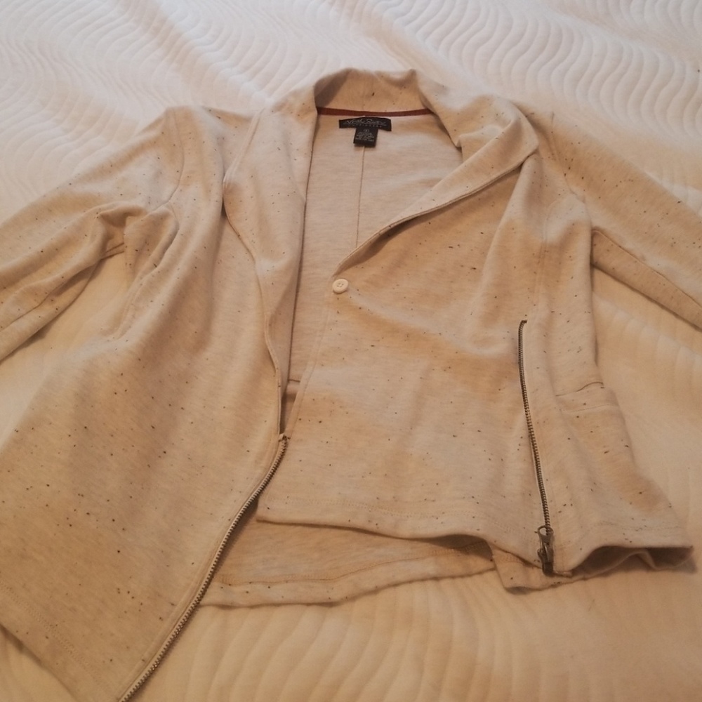 Jacket - Picture 2 of 3